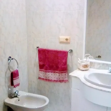 Apartamento 2 En El Centro De Marín