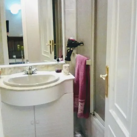 Apartamento 2 En El Centro De Marín